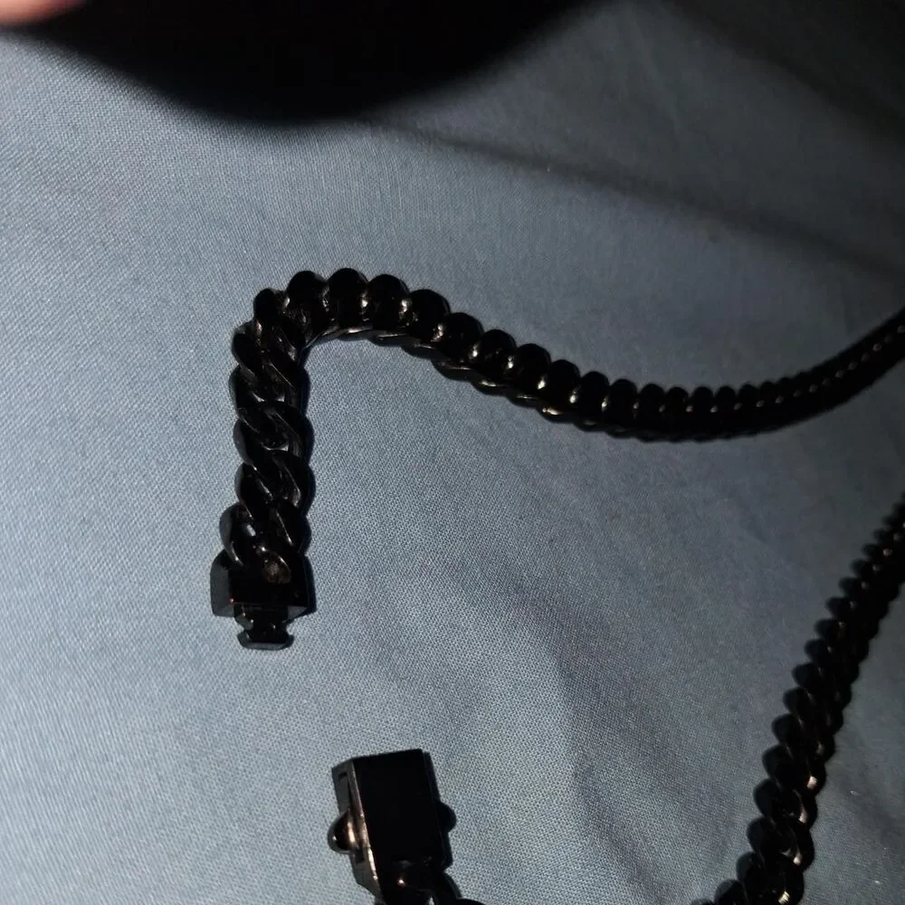 Shein Men's Black and Silver Jewellery